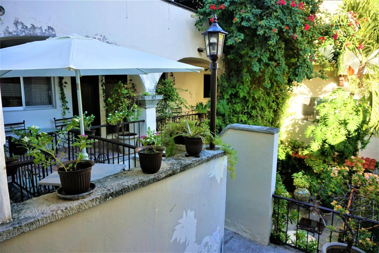 Hotel Boutique Suites Puerto Cancun Exterior photo