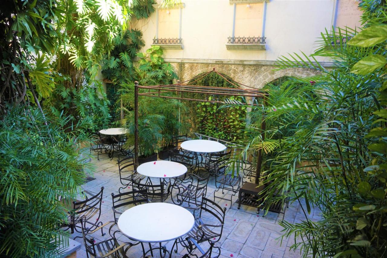 Hotel Boutique Suites Puerto Cancun Exterior photo
